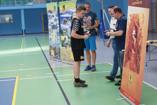 meta handball 25 04 2015 21